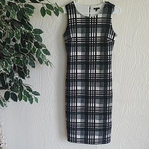 Sami &Jo black and white plaid midi dress small
